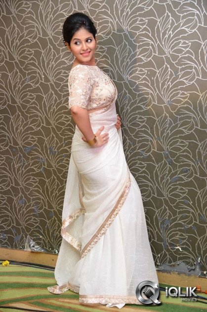 Anjali-at-Geethanjali-Movie-First-Look-Launch